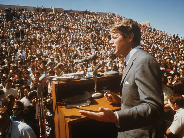 Изображение телепередачи: Роберт Кеннеди - несостоявшийся президент США
