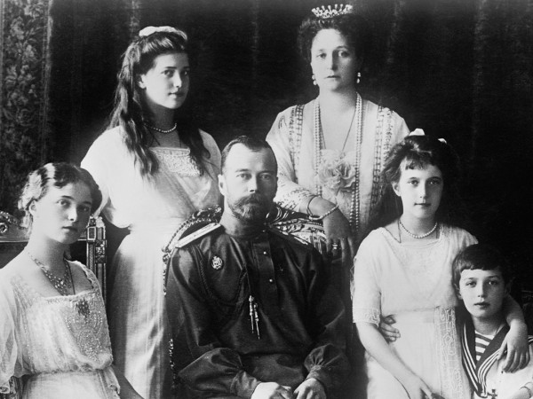 Изображение телепередачи: Николай и Александра: последние монархи России