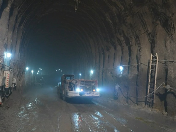 Изображение телепередачи: БАМ 50: свет в конце тоннеля